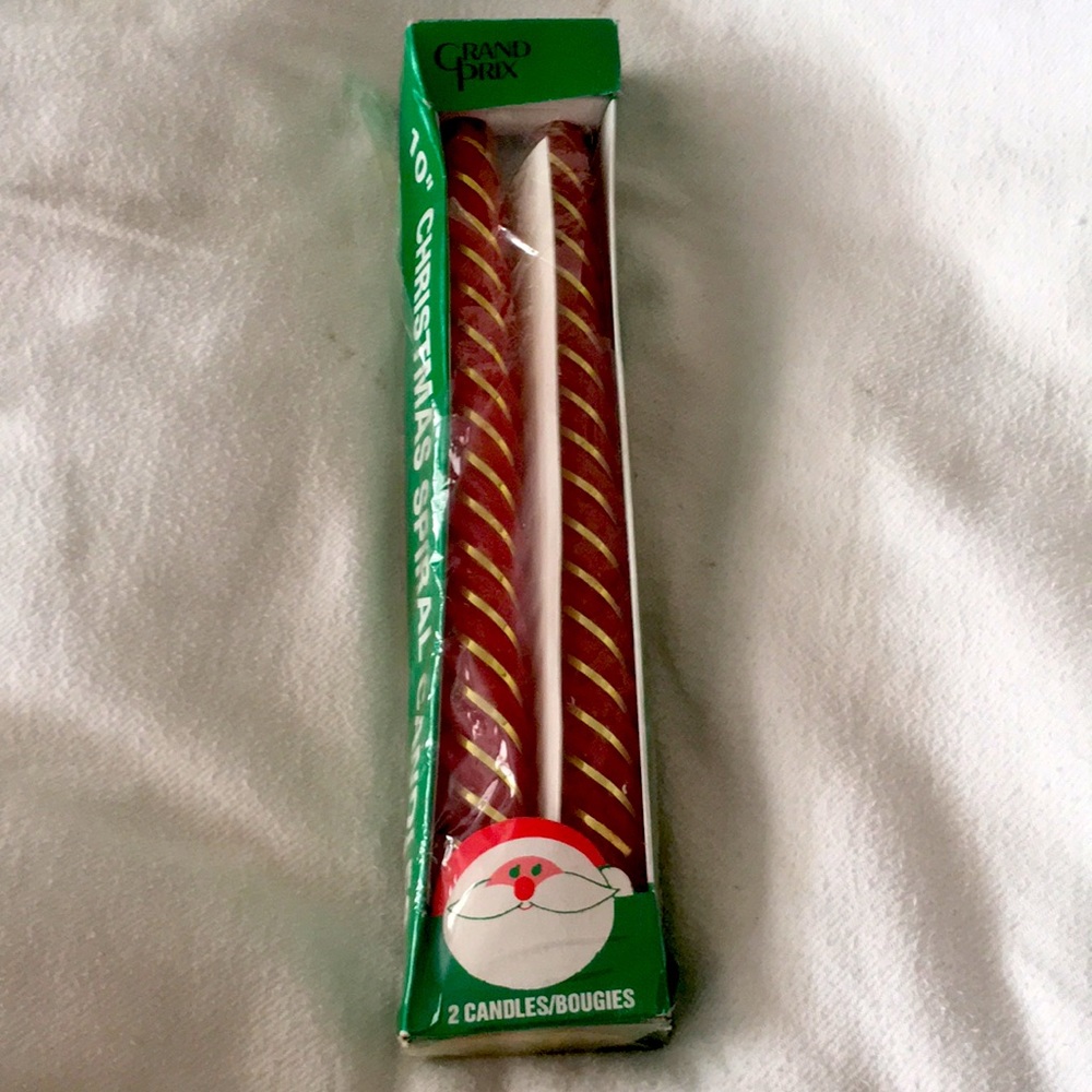 💕NWT💕Set of 2 10” Christmas Red & Gold Spiral Candles NEW